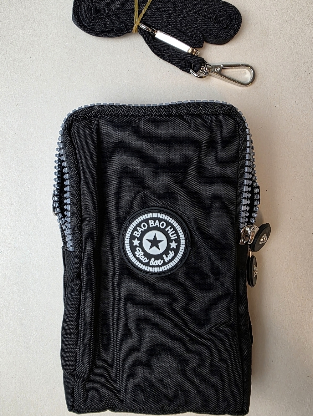 Crossbody Bag Phone Sleeve Concert Venue Festival Adjustable Strap Arm Wrist NWT - Picture 4 of 13